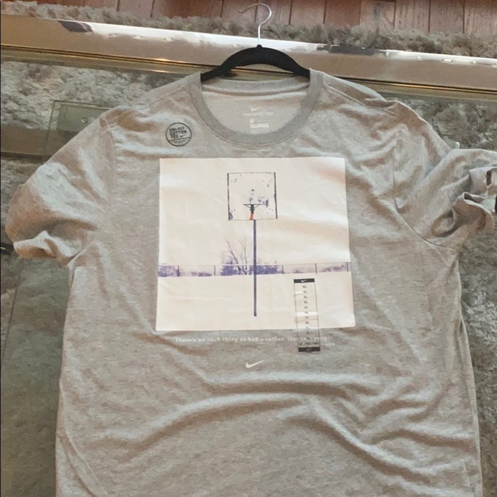 NWT smiles men’s shirt